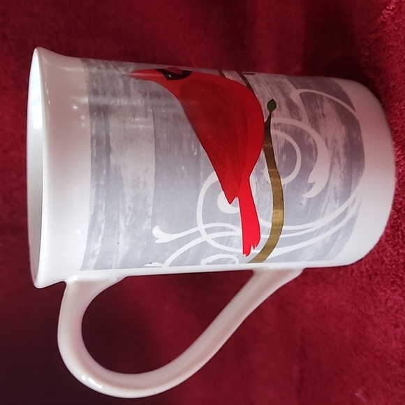 NIB, Holiday Mug. Cardinal Design. - Picture 5 of 9